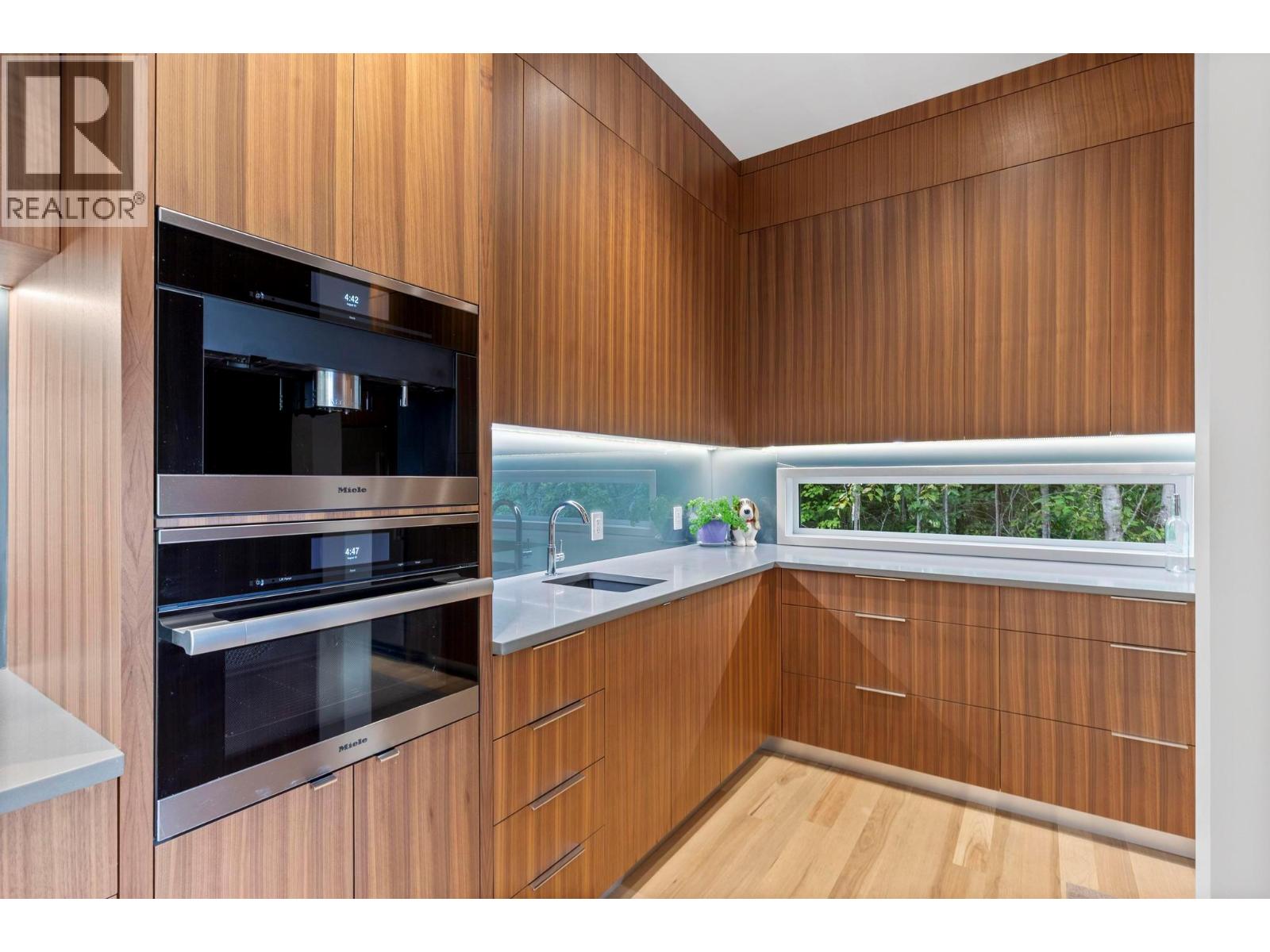 5147 Sunset Drive, Eagle Bay, British Columbia  V0E 1T0 - Photo 13 - 10376339