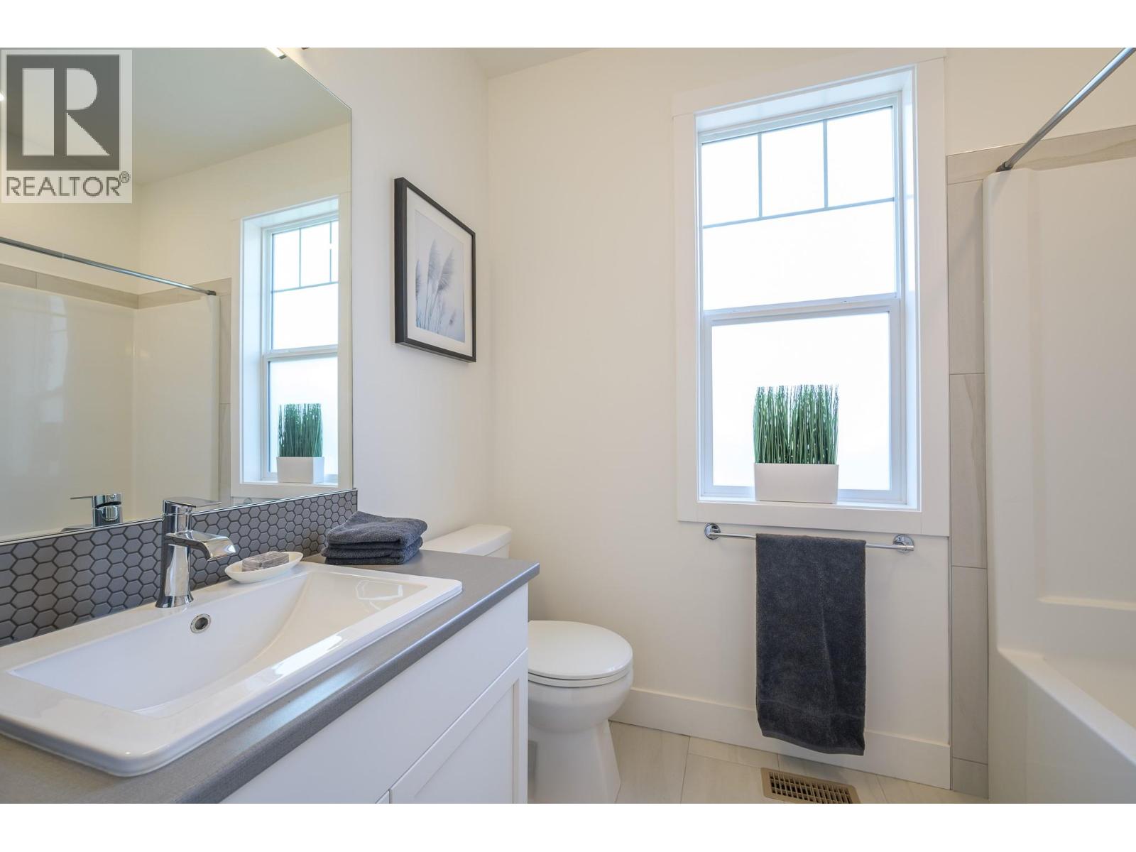 200 Grand Boulevard Unit# 159, Kamloops, British Columbia  V2C 0H3 - Photo 4 - 10378031