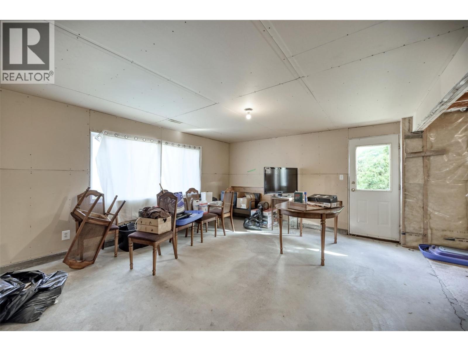 10408 87th Street, Osoyoos, British Columbia  V0H 1V2 - Photo 15 - 10377769