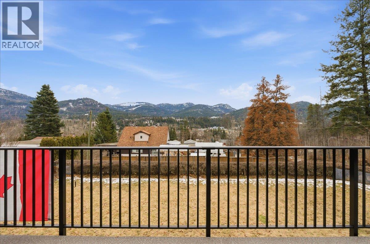 1832 Third Street, Fruitvale, British Columbia  V0G 1L1 - Photo 21 - 10377637