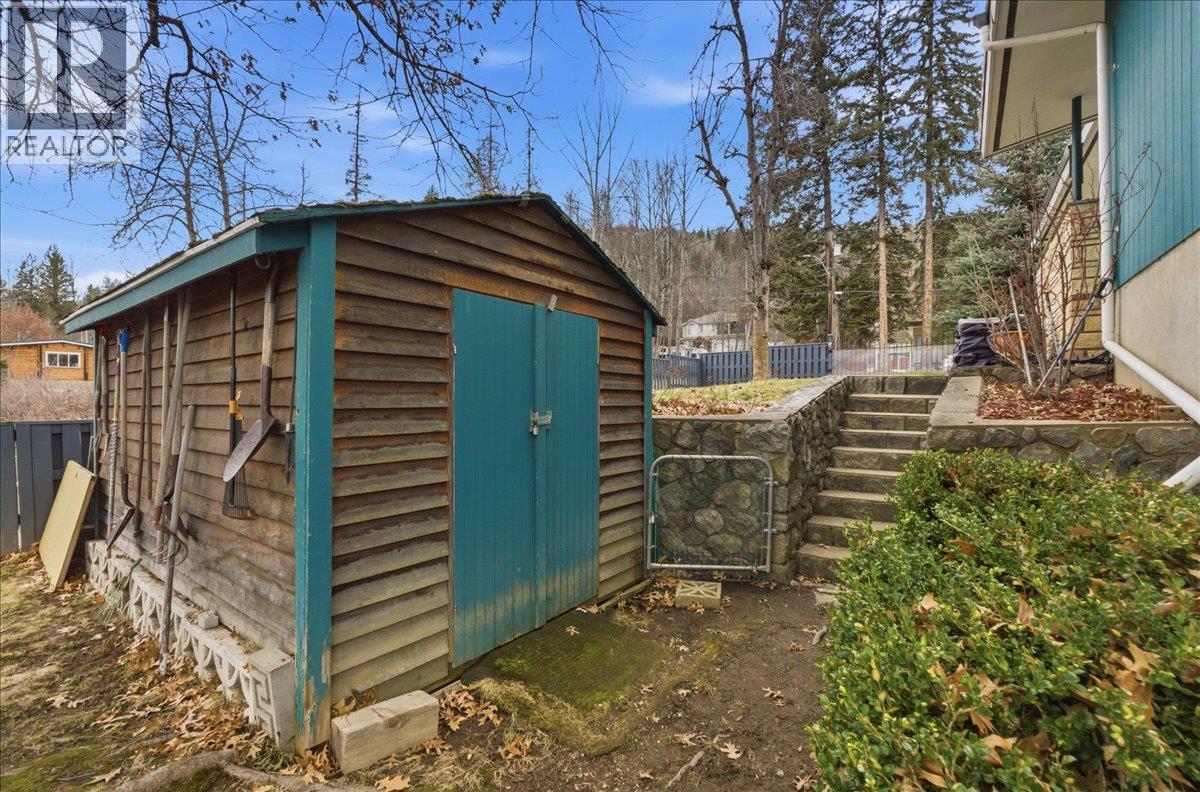 1832 Third Street, Fruitvale, British Columbia  V0G 1L1 - Photo 26 - 10377637