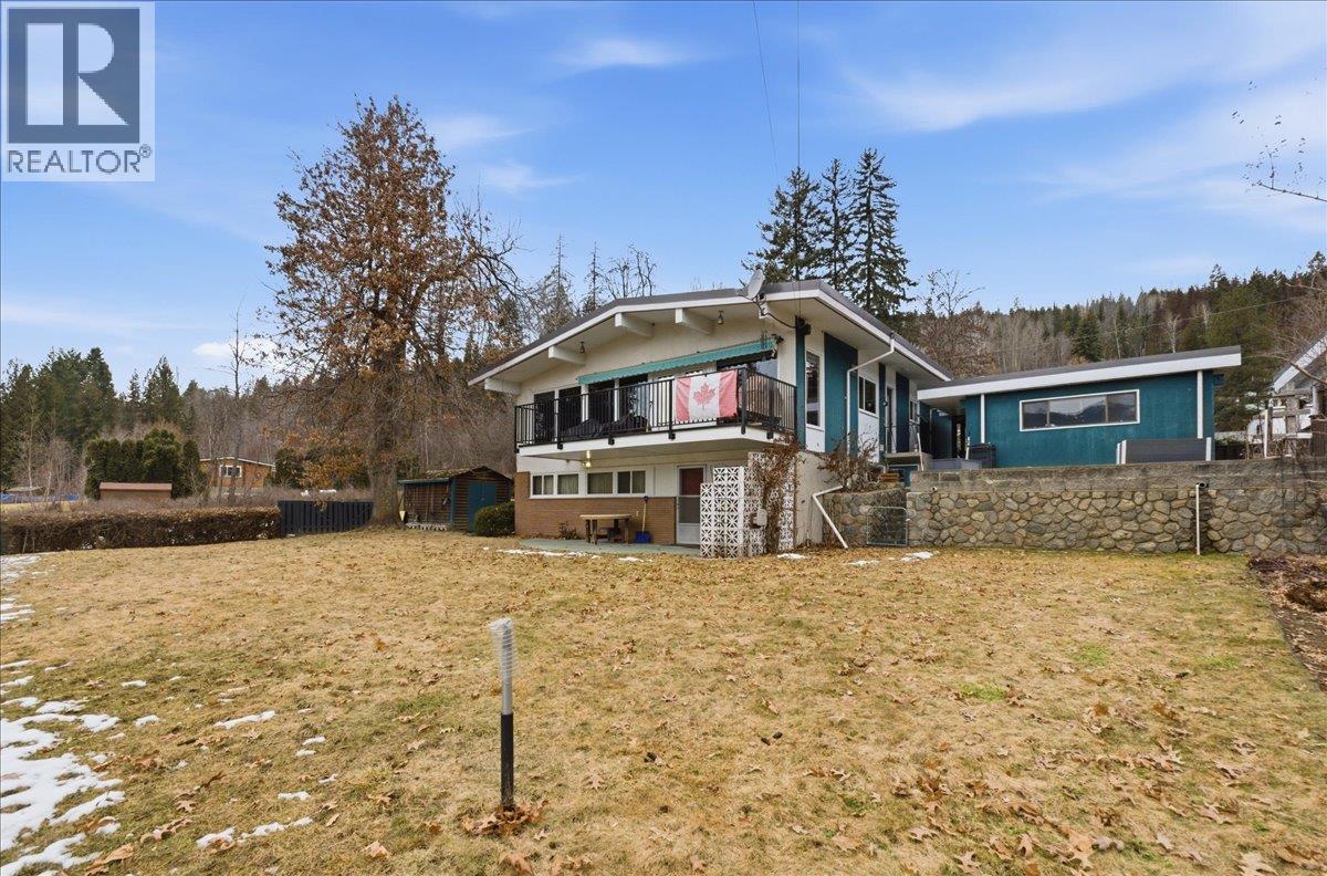 1832 Third Street, Fruitvale, British Columbia  V0G 1L1 - Photo 28 - 10377637