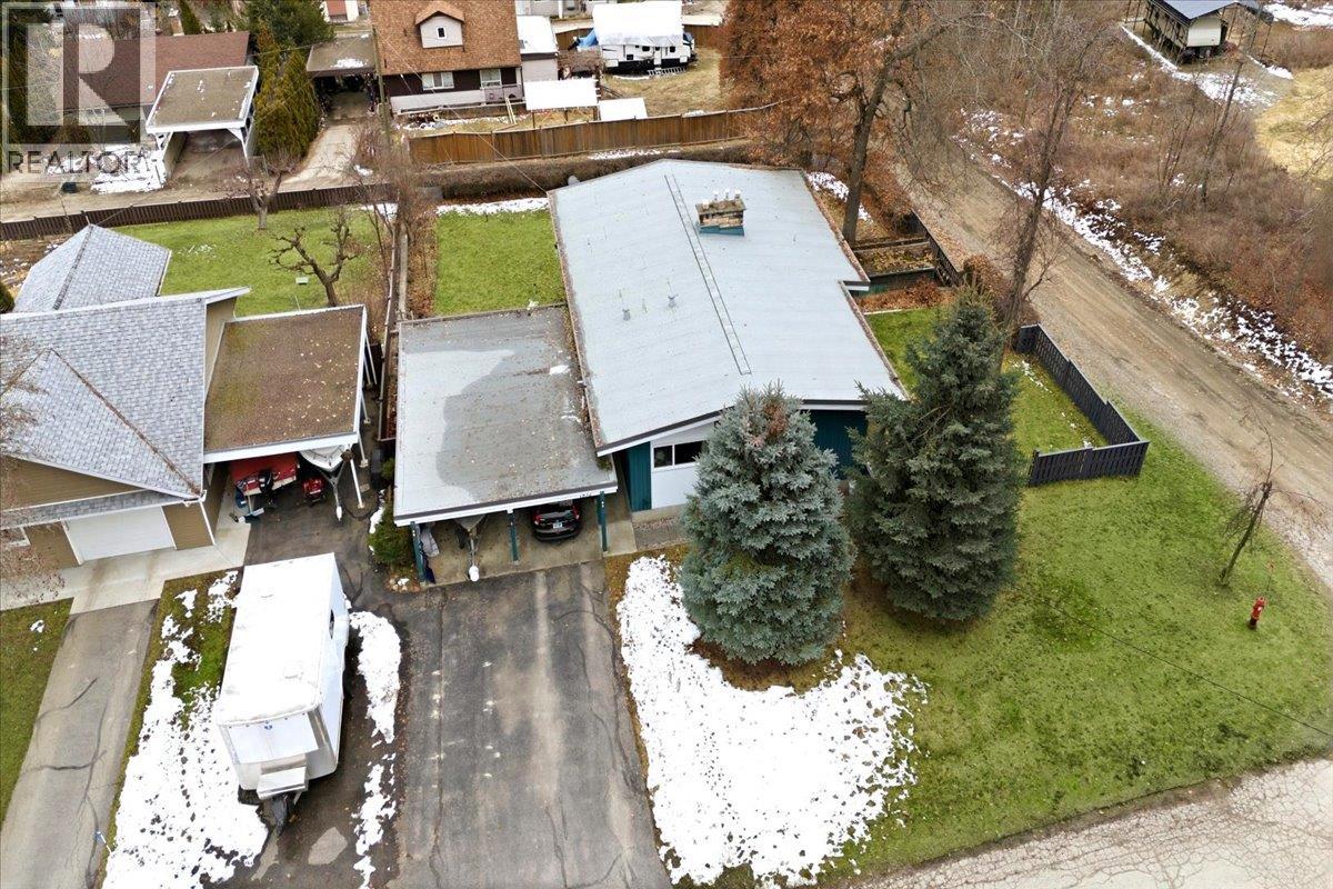 1832 Third Street, Fruitvale, British Columbia  V0G 1L1 - Photo 29 - 10377637