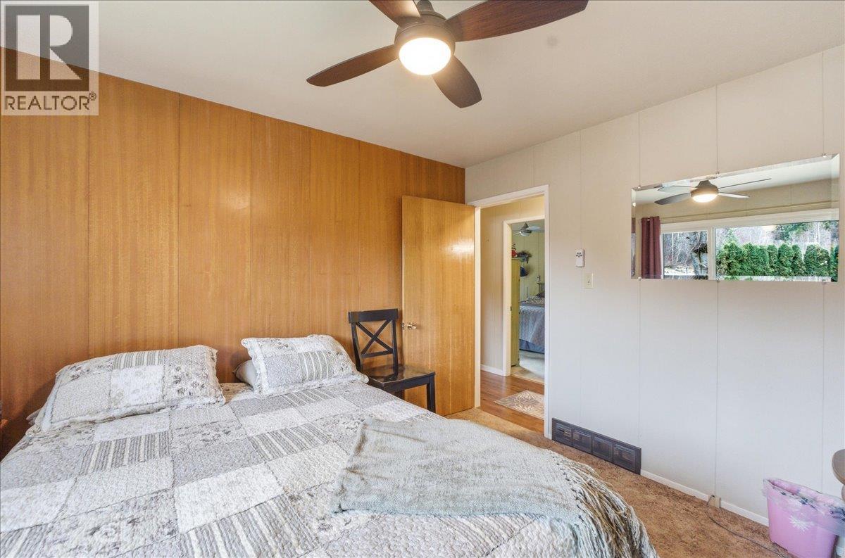 1832 Third Street, Fruitvale, British Columbia  V0G 1L1 - Photo 36 - 10377637