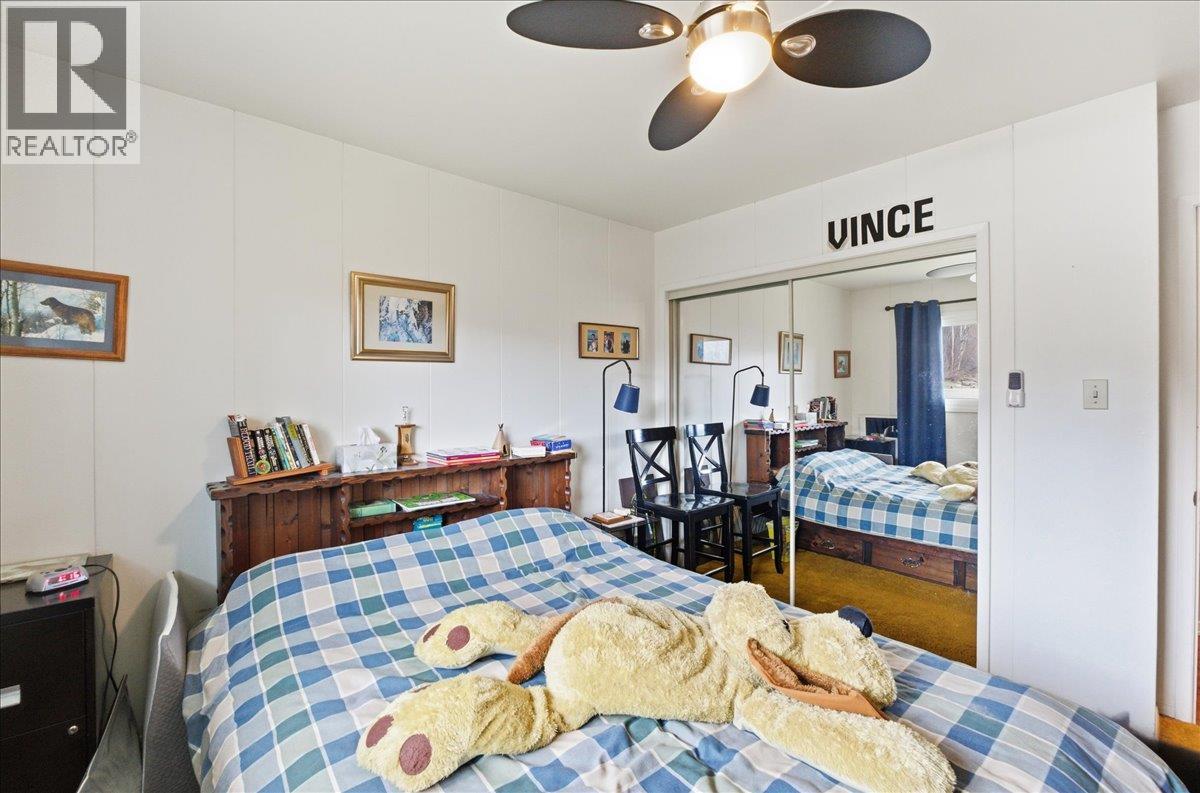 1832 Third Street, Fruitvale, British Columbia  V0G 1L1 - Photo 40 - 10377637