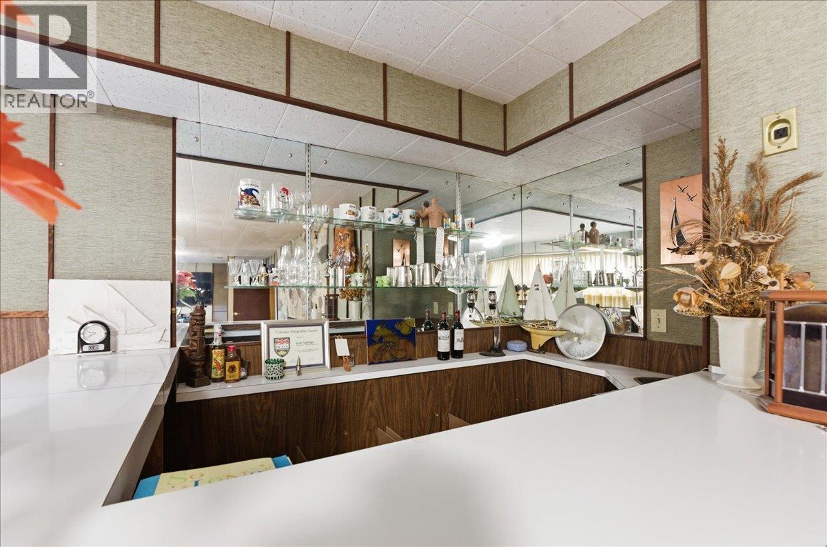 1832 Third Street, Fruitvale, British Columbia  V0G 1L1 - Photo 48 - 10377637