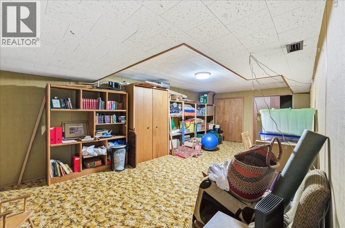 1832 Third Street, Fruitvale, British Columbia  V0G 1L1 - Photo 50 - 10377637