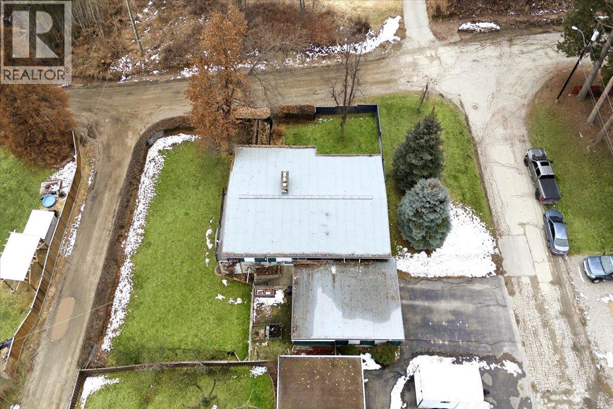 1832 Third Street, Fruitvale, British Columbia  V0G 1L1 - Photo 59 - 10377637