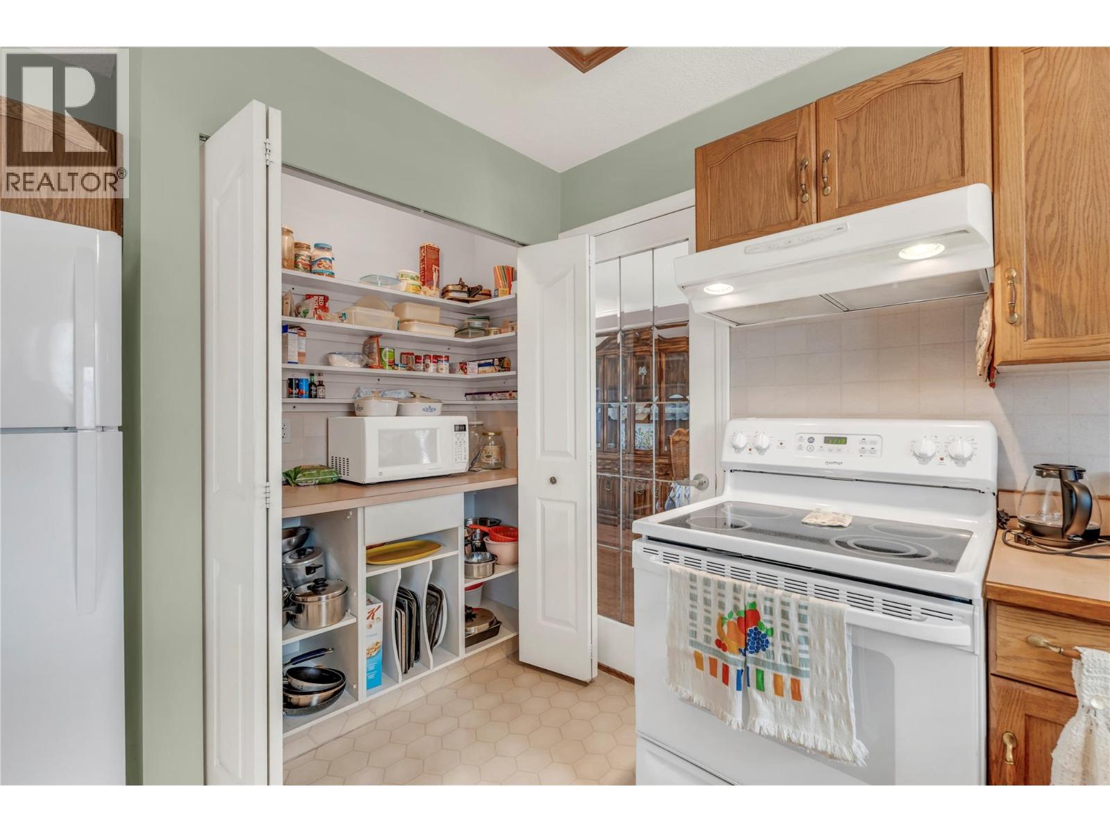 136 Rogers Crescent, Penticton, British Columbia  V2A 8E6 - Photo 10 - 10378107