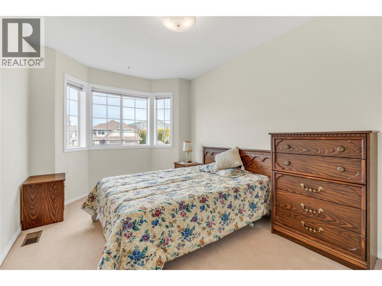 136 Rogers Crescent, Penticton, British Columbia  V2A 8E6 - Photo 27 - 10378107