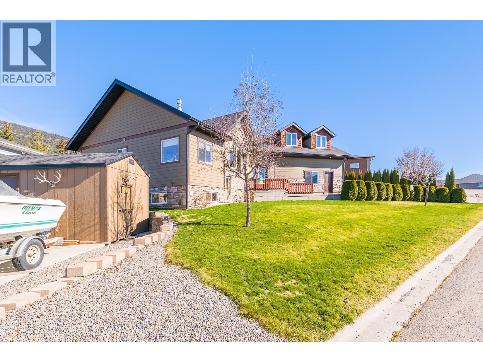 1021 Kootenay Place, Creston, British Columbia  V0B 1G3 - Photo 23 - 10378061