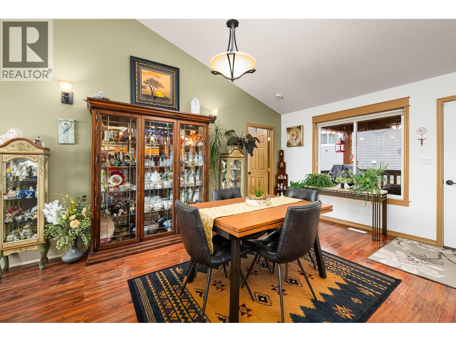 1021 Kootenay Place, Creston, British Columbia  V0B 1G3 - Photo 6 - 10378061