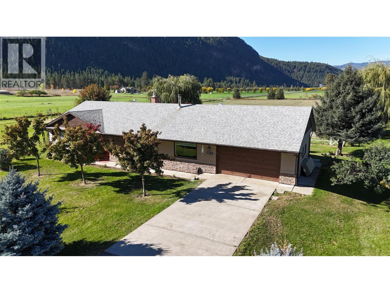 5015 Siminoff Road, Grand Forks, British Columbia  V0H 1H4 - Photo 2 - 10378052