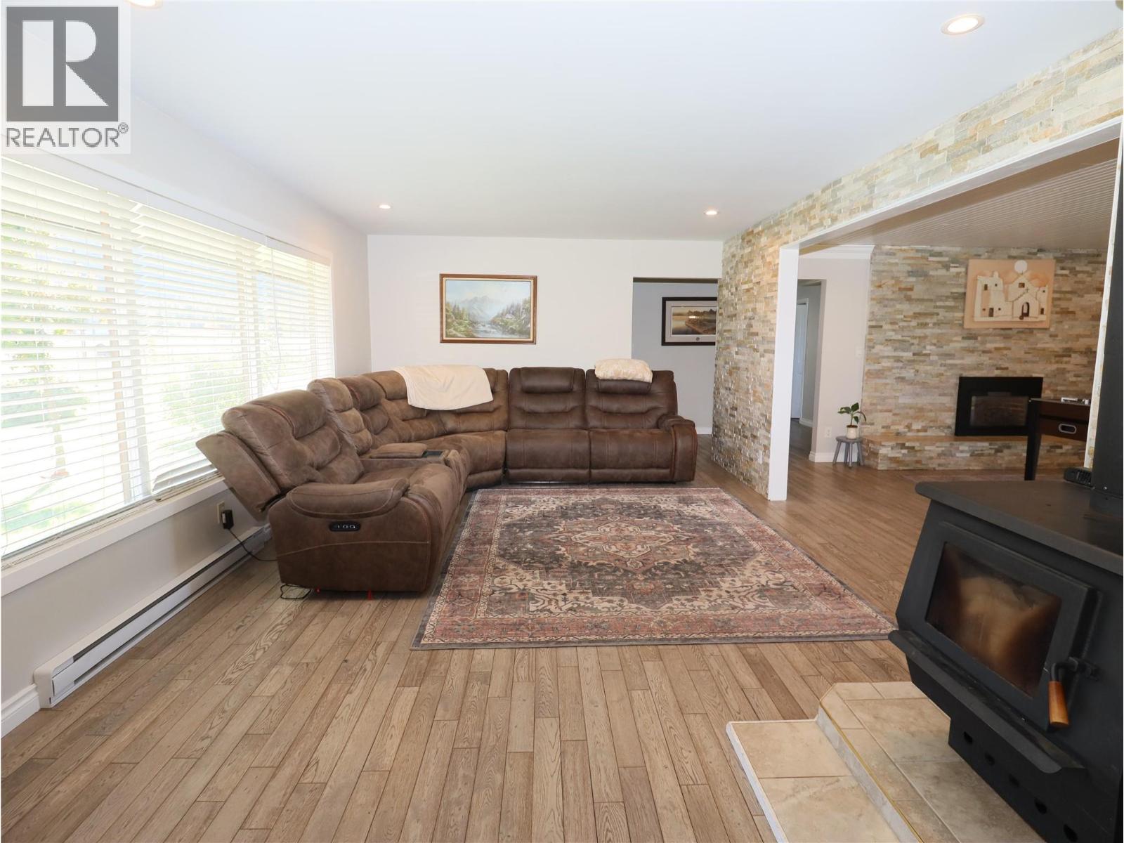 5015 Siminoff Road, Grand Forks, British Columbia  V0H 1H4 - Photo 24 - 10378052