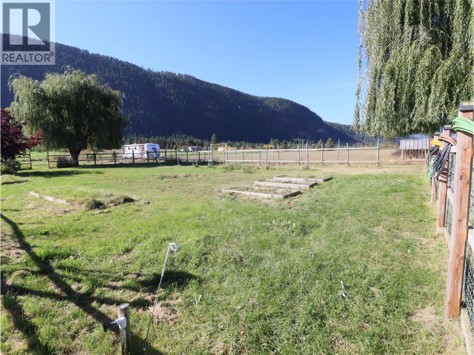 5015 Siminoff Road, Grand Forks, British Columbia  V0H 1H4 - Photo 55 - 10378052