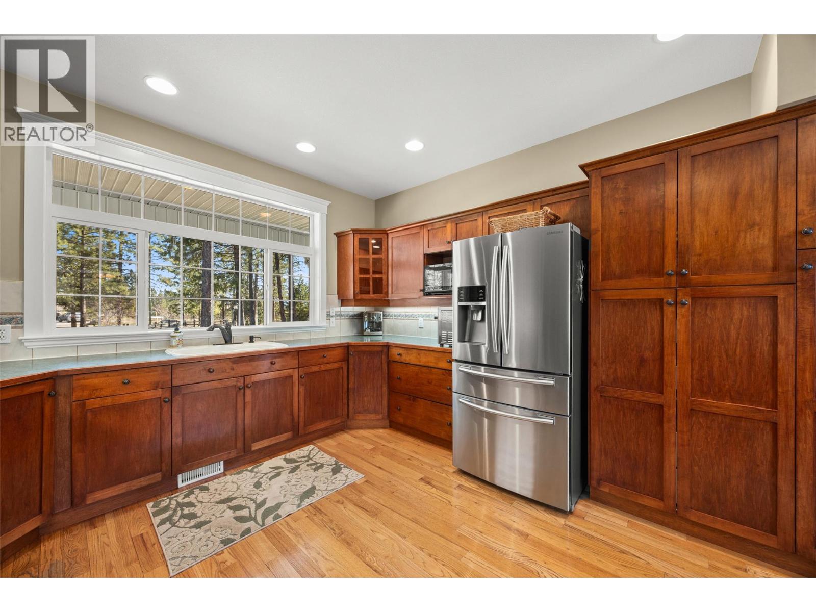 4952 Star Place, Peachland, British Columbia  V0H 1X2 - Photo 10 - 10377933