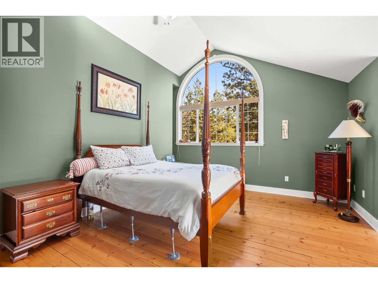 4952 Star Place, Peachland, British Columbia  V0H 1X2 - Photo 17 - 10377933