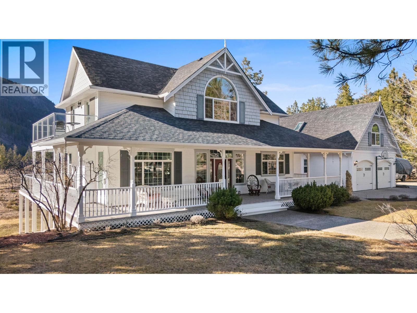 4952 Star Place, Peachland, British Columbia  V0H 1X2 - Photo 2 - 10377933