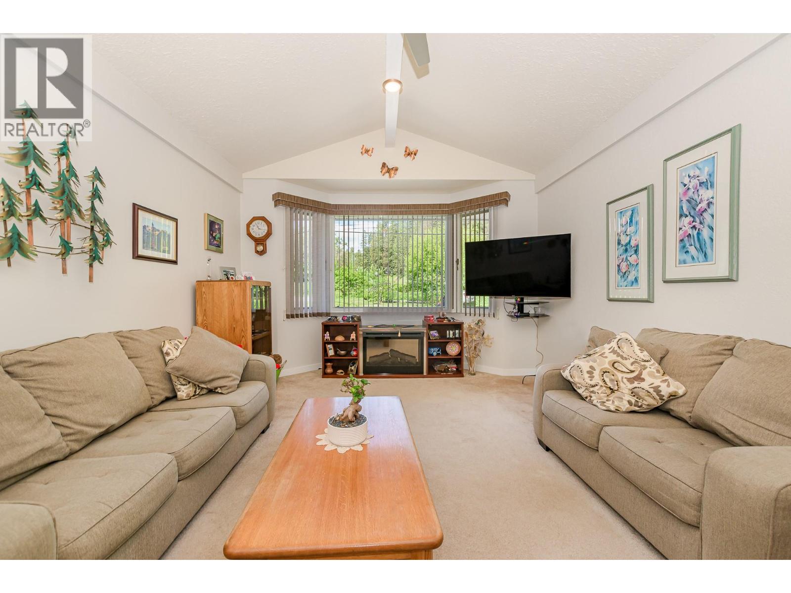 6601 97a Highway, Enderby, British Columbia  V0E 1V3 - Photo 4 - 10377651