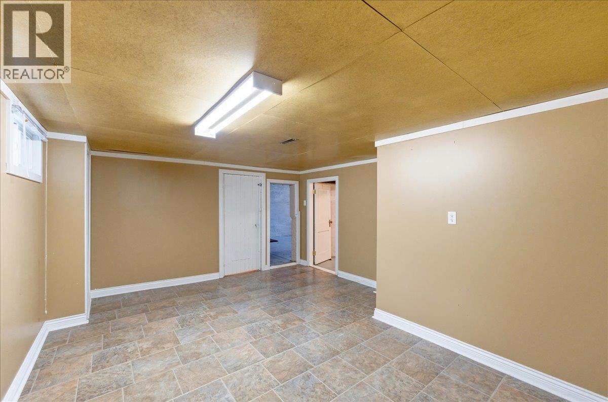 201 Ritchie Avenue, Trail, British Columbia  V1R 1H1 - Photo 34 - 10377562