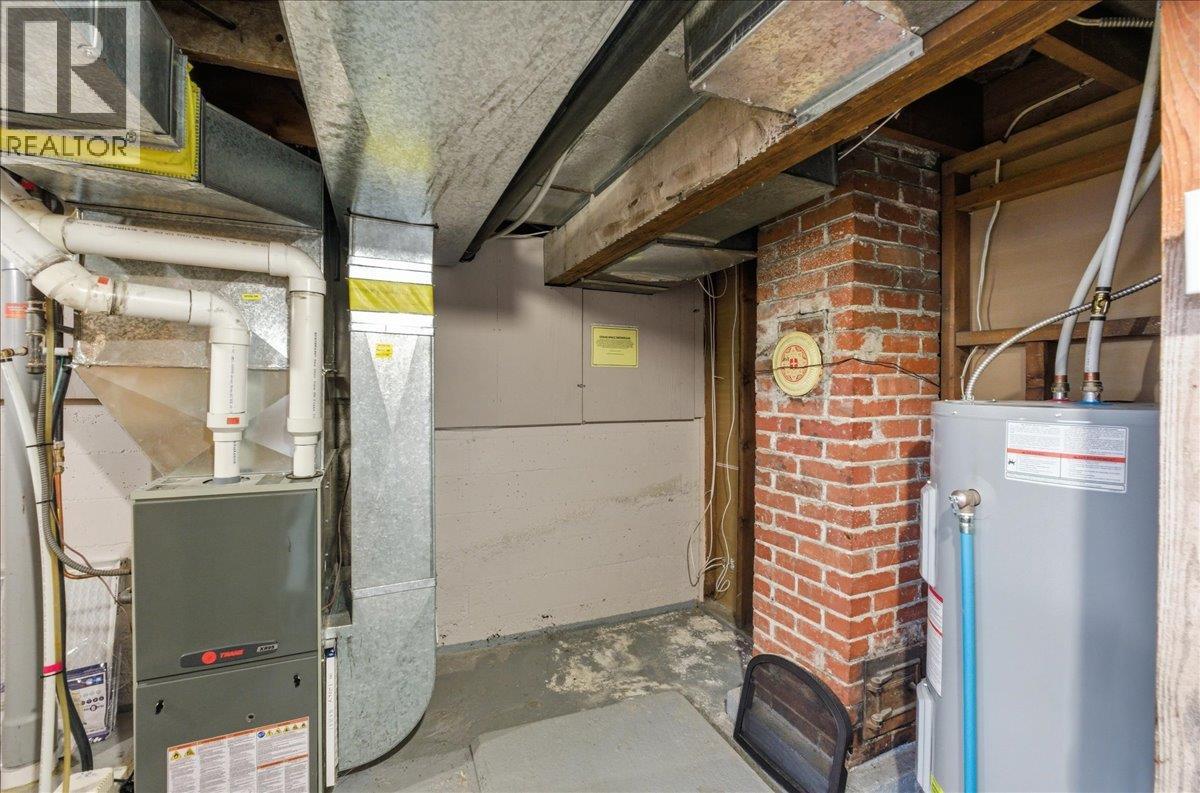 201 Ritchie Avenue, Trail, British Columbia  V1R 1H1 - Photo 37 - 10377562