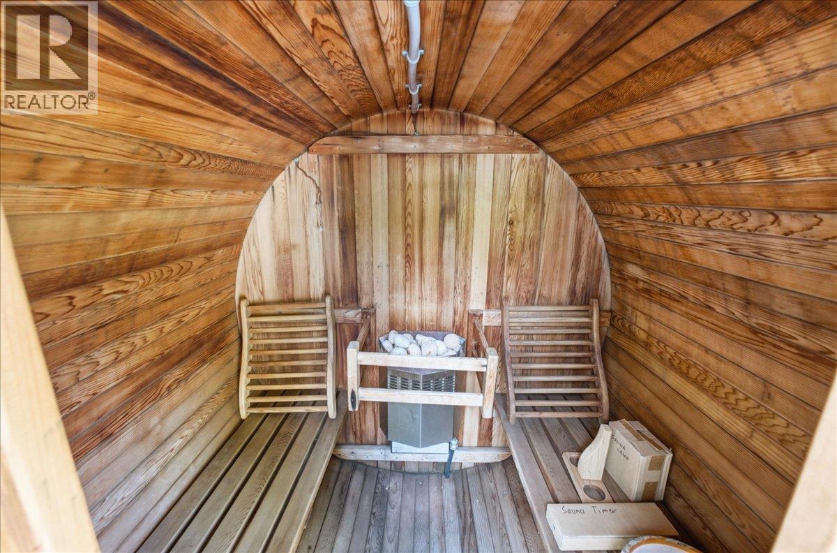 201 Ritchie Avenue, Trail, British Columbia  V1R 1H1 - Photo 53 - 10377562