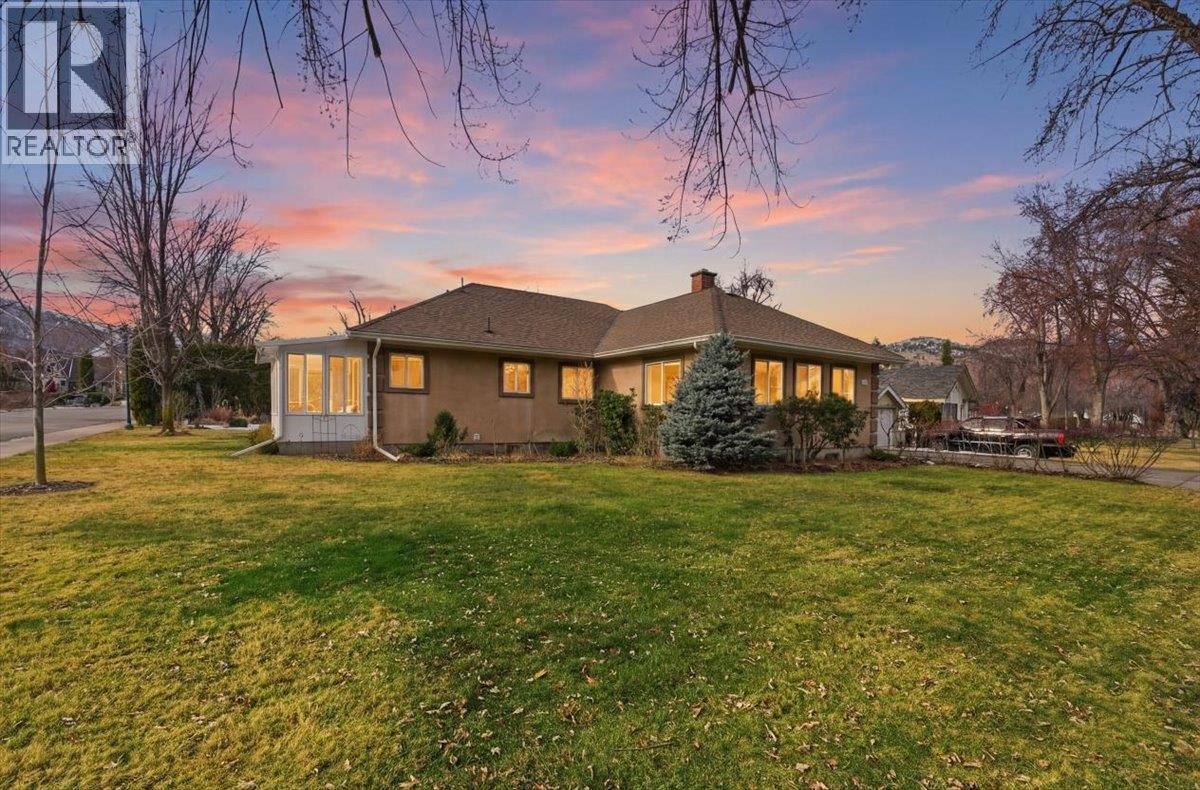 201 Ritchie Avenue, Trail, British Columbia  V1R 1H1 - Photo 65 - 10377562