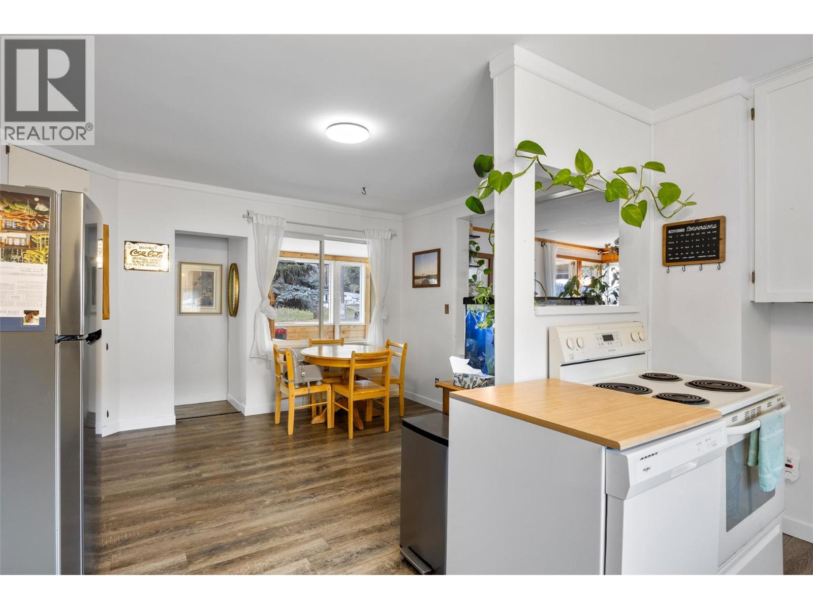 514 Shuswap Avenue, Chase, British Columbia  V0E 1M1 - Photo 12 - 10378006