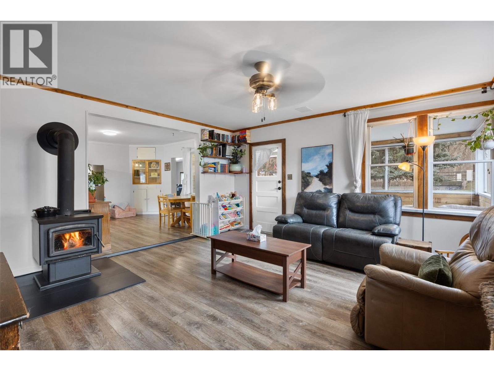 514 Shuswap Avenue, Chase, British Columbia  V0E 1M1 - Photo 6 - 10378006