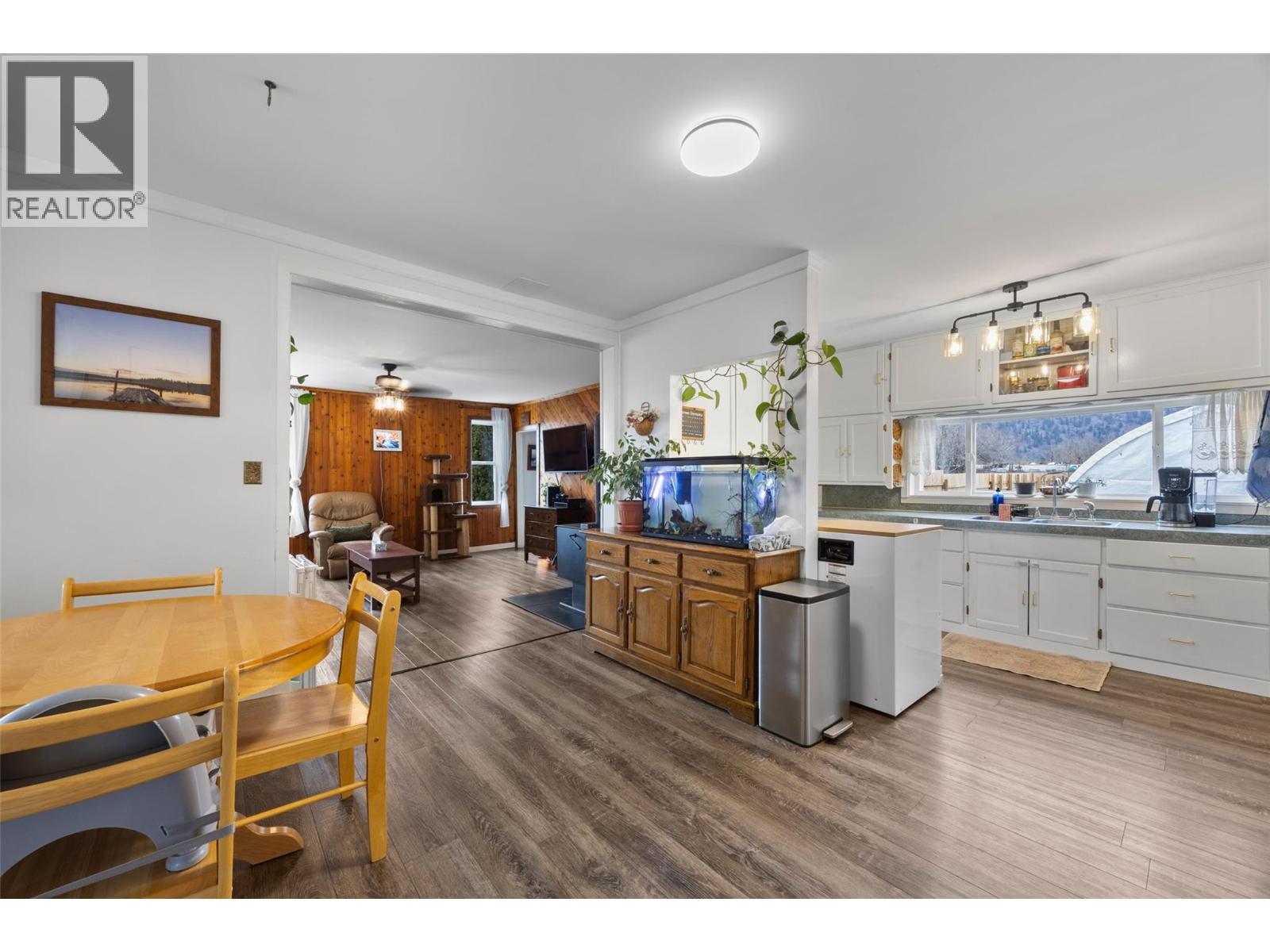 514 Shuswap Avenue, Chase, British Columbia  V0E 1M1 - Photo 9 - 10378006