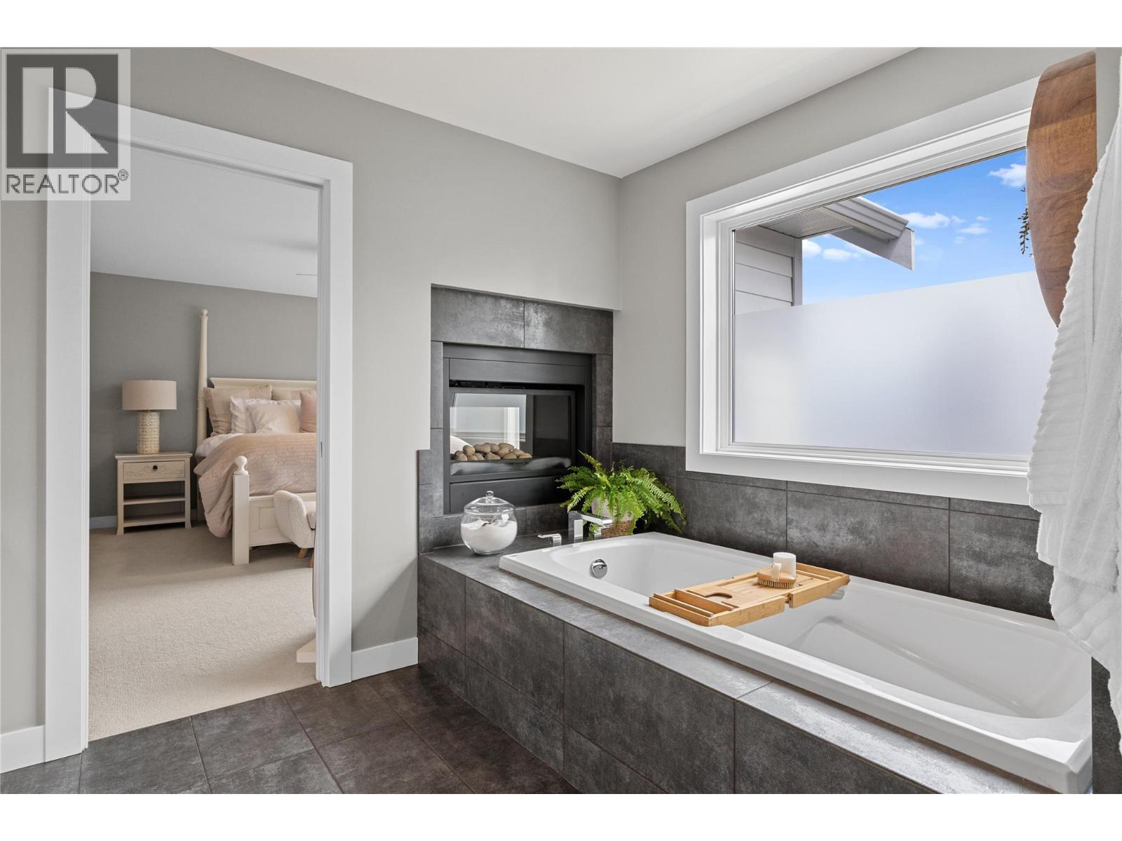 404 Quilchena Crescent, Kelowna, British Columbia  V1W 4W4 - Photo 29 - 10377990