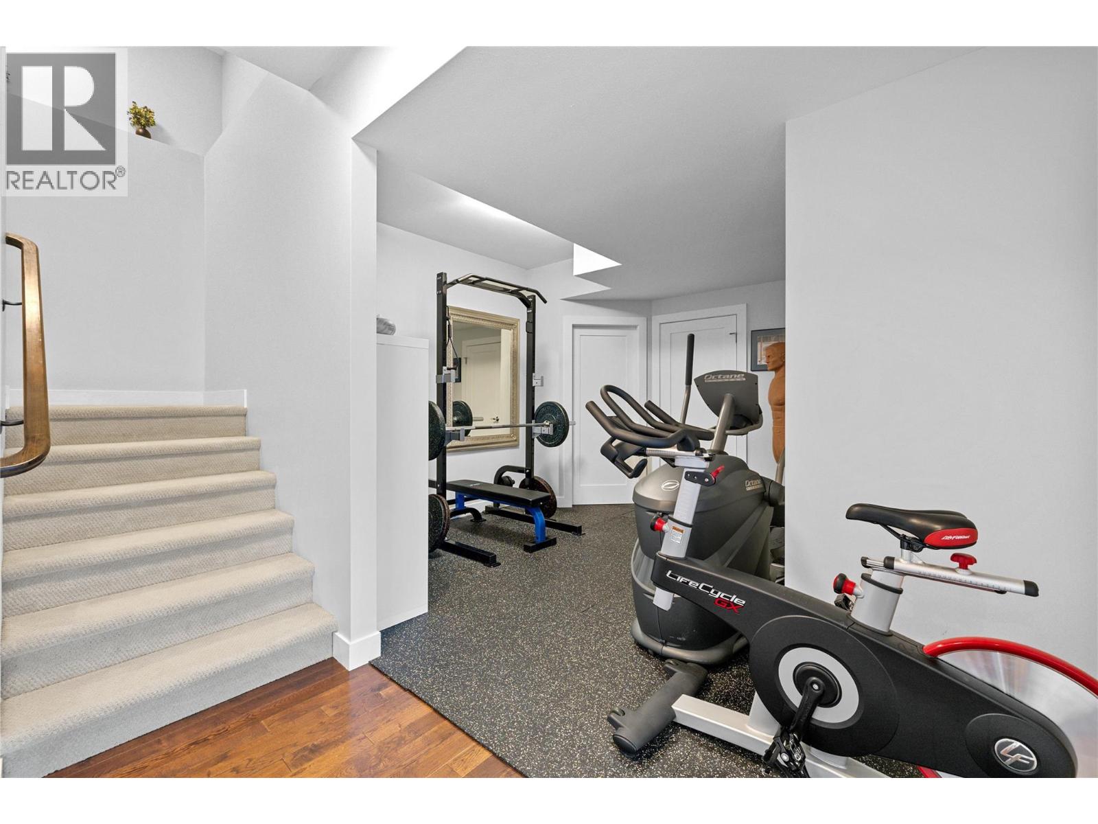 404 Quilchena Crescent, Kelowna, British Columbia  V1W 4W4 - Photo 39 - 10377990