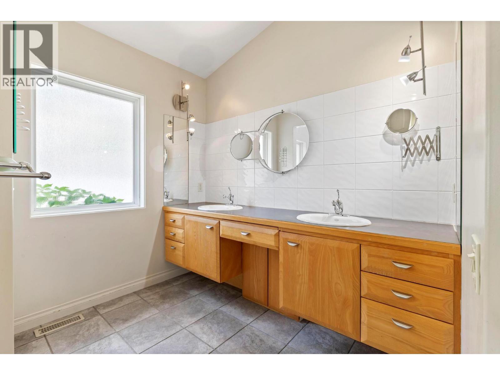 1569 Gregory Road, West Kelowna, British Columbia  V4T 2V7 - Photo 22 - 10377803