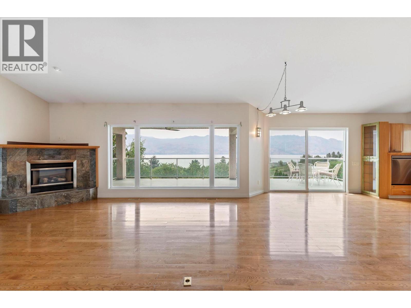 1569 Gregory Road, West Kelowna, British Columbia  V4T 2V7 - Photo 9 - 10377803