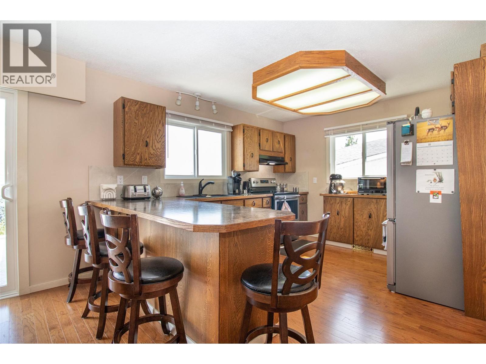 6335 Topham Place, Peachland, British Columbia  V0H 1X0 - Photo 13 - 10378118