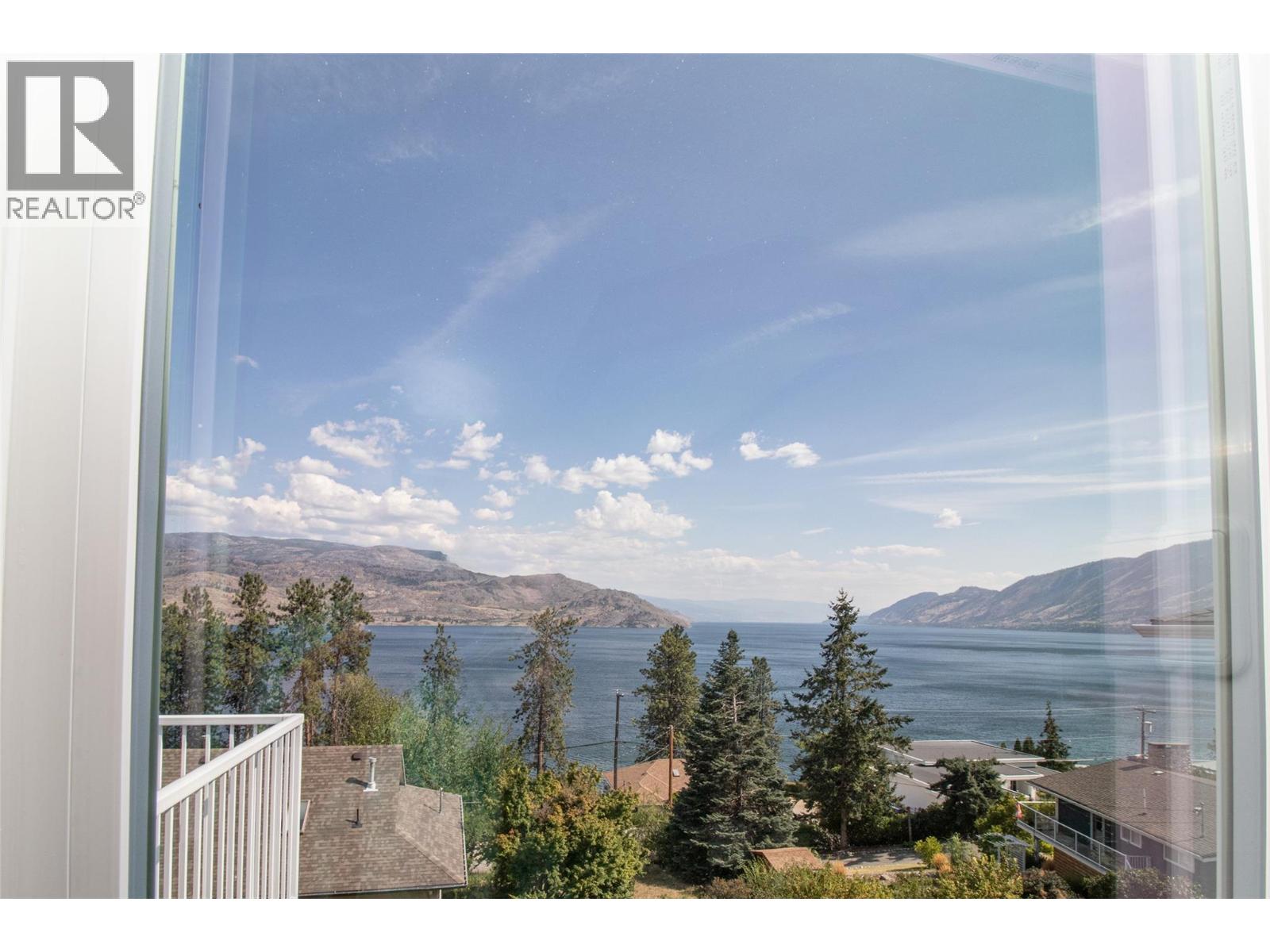 6335 Topham Place, Peachland, British Columbia  V0H 1X0 - Photo 16 - 10378118