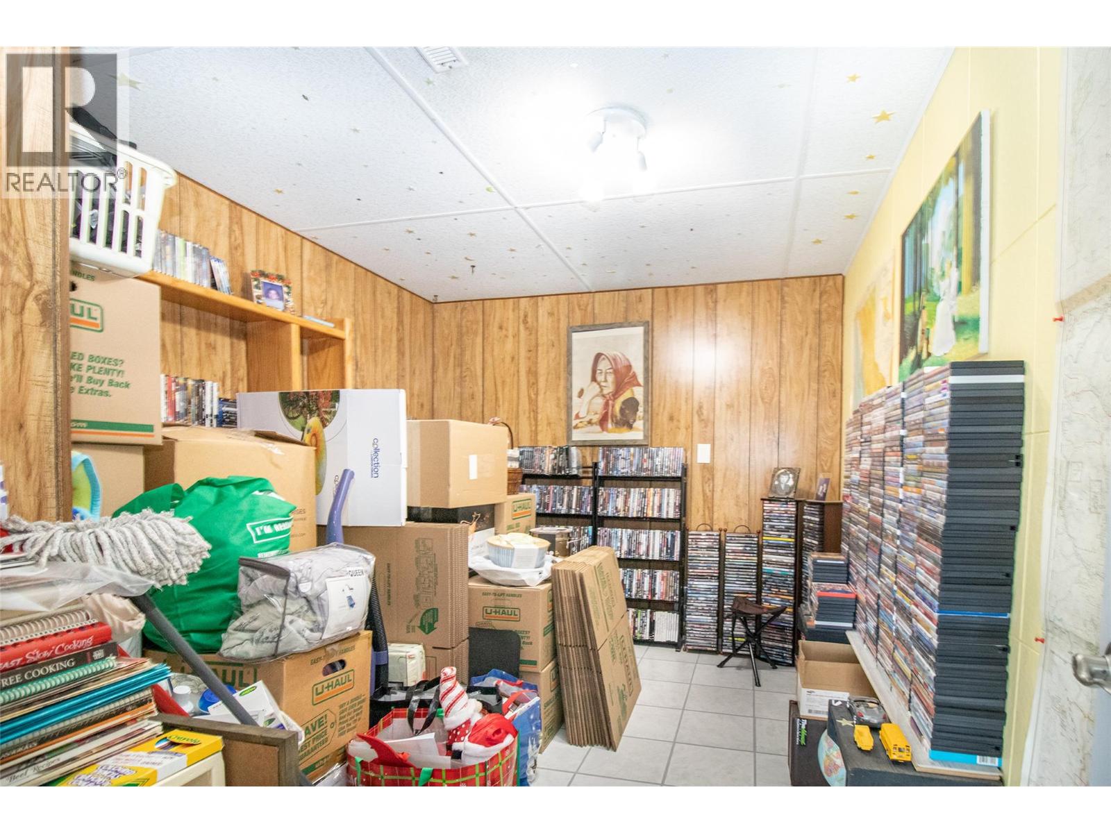 6335 Topham Place, Peachland, British Columbia  V0H 1X0 - Photo 34 - 10378118