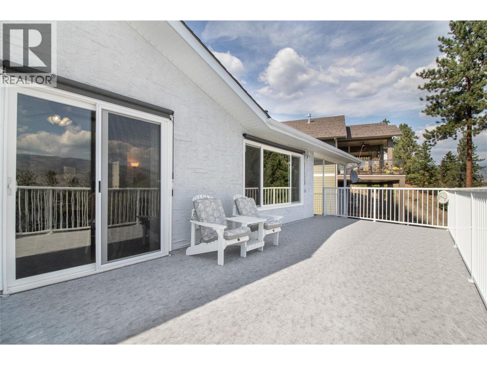 6335 Topham Place, Peachland, British Columbia  V0H 1X0 - Photo 7 - 10378118