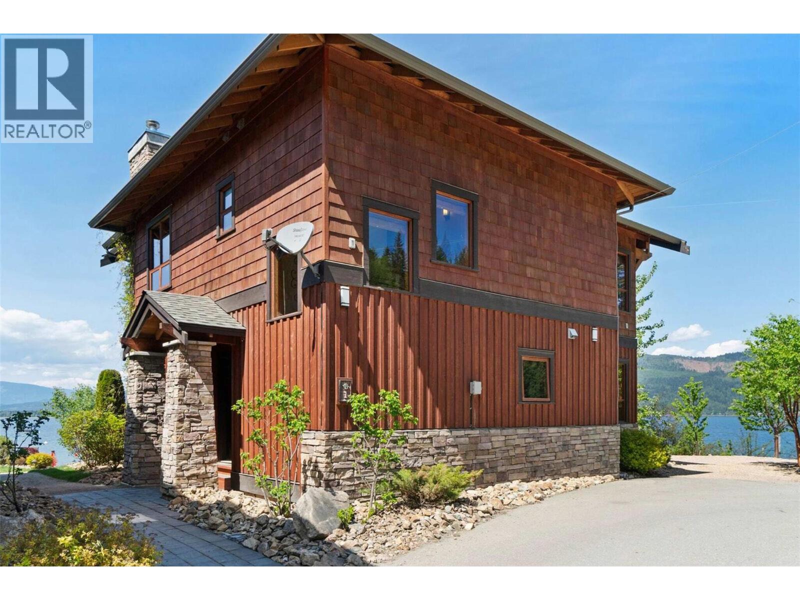 2479 Eagle Bay Road Unit# 1, Blind Bay, British Columbia  V0E 1H1 - Photo 2 - 10377595