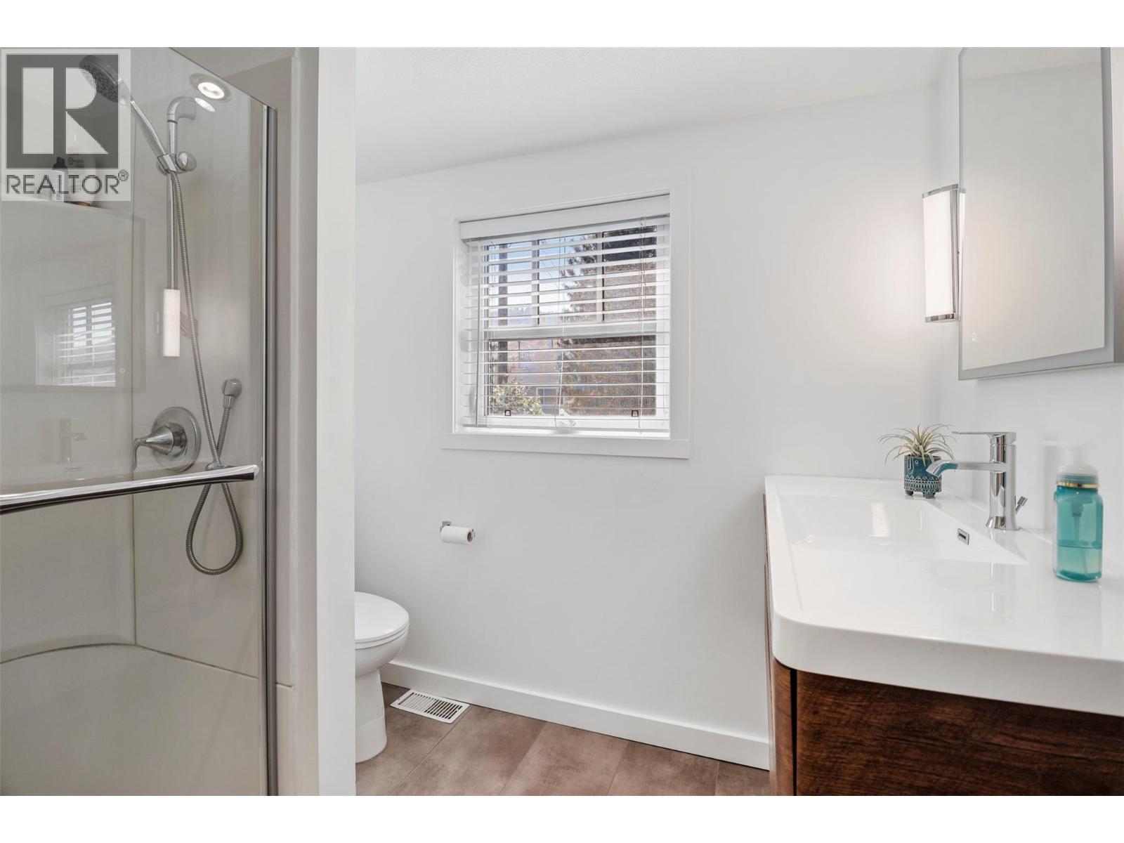 1060 Pleasant Street, Kamloops, British Columbia  V2C 3B8 - Photo 25 - 10377190