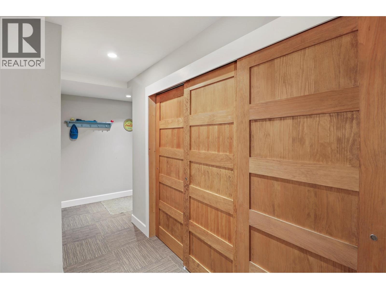 1060 Pleasant Street, Kamloops, British Columbia  V2C 3B8 - Photo 41 - 10377190