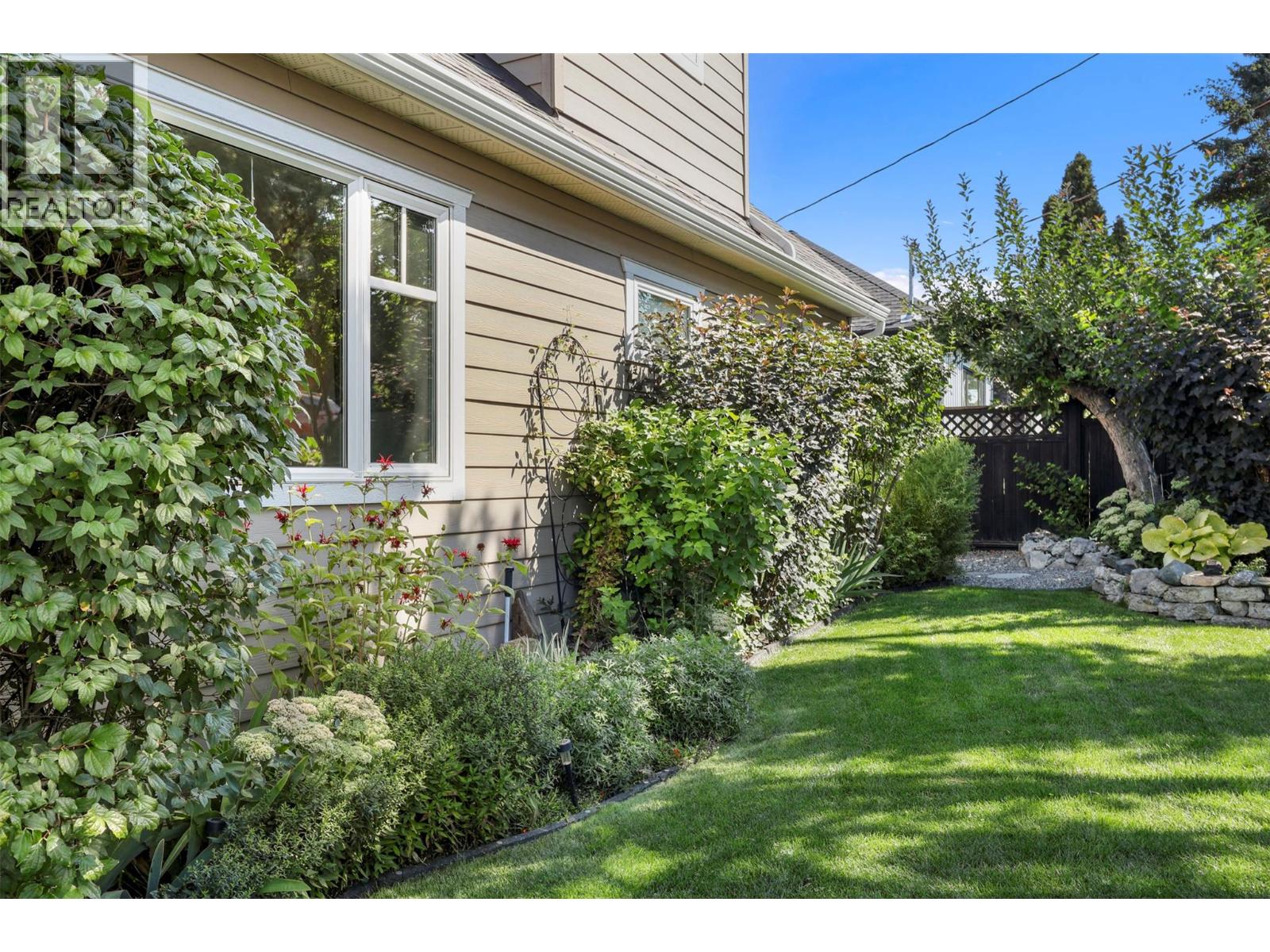 1060 Pleasant Street, Kamloops, British Columbia  V2C 3B8 - Photo 51 - 10377190