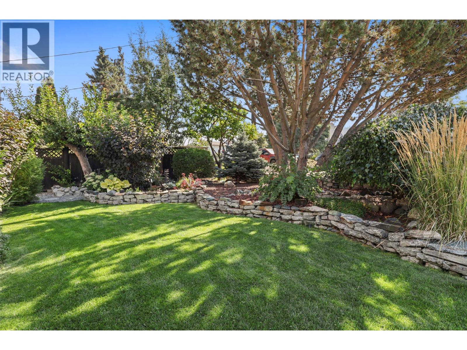 1060 Pleasant Street, Kamloops, British Columbia  V2C 3B8 - Photo 52 - 10377190