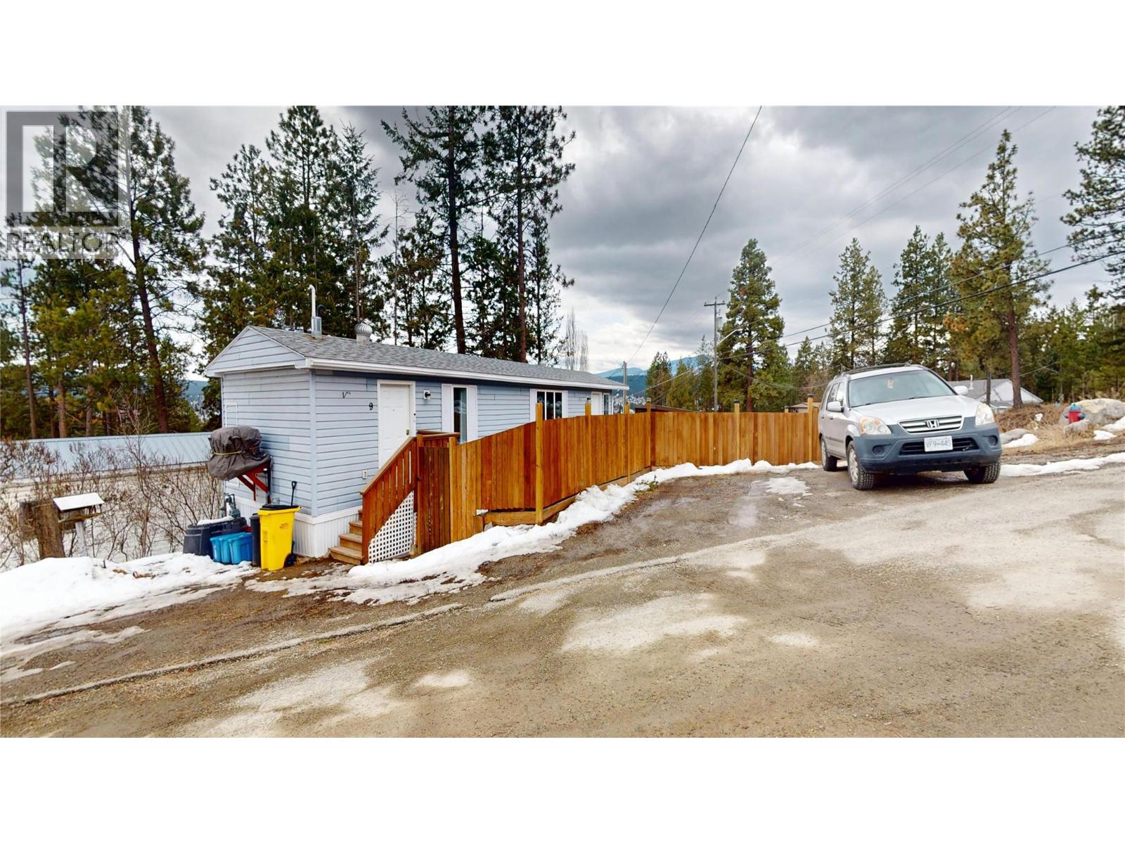700 Patterson Street W Unit# 9, Cranbrook, British Columbia  V1C 6T5 - Photo 1 - 10378027