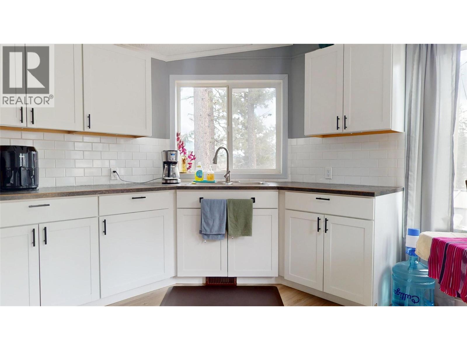 700 Patterson Street W Unit# 9, Cranbrook, British Columbia  V1C 6T5 - Photo 3 - 10378027