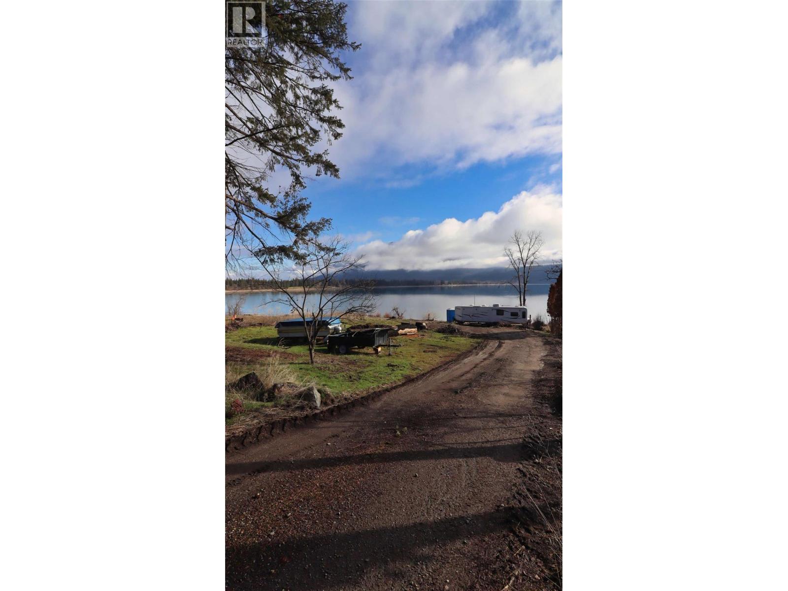 1387 Little Shuswap Lake Road, Chase, British Columbia  V0E 1M2 - Photo 6 - 10377940