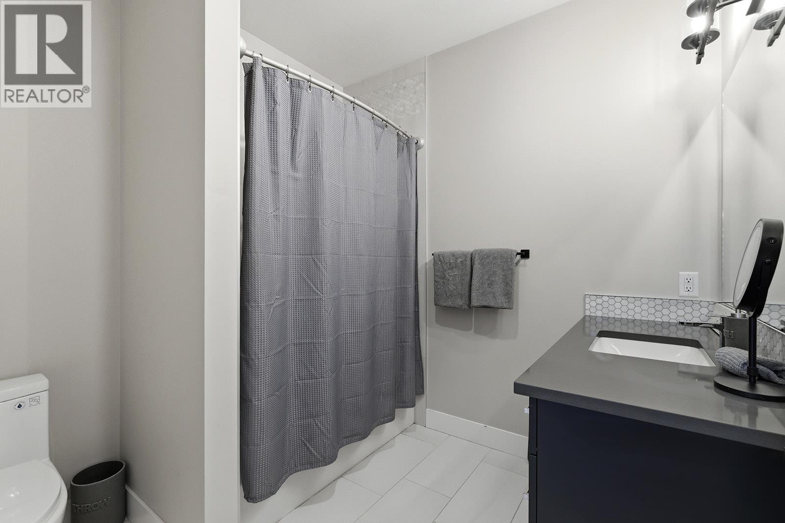 2398 Hawks Boulevard, West Kelowna, British Columbia  V4T 0A7 - Photo 30 - 10378123