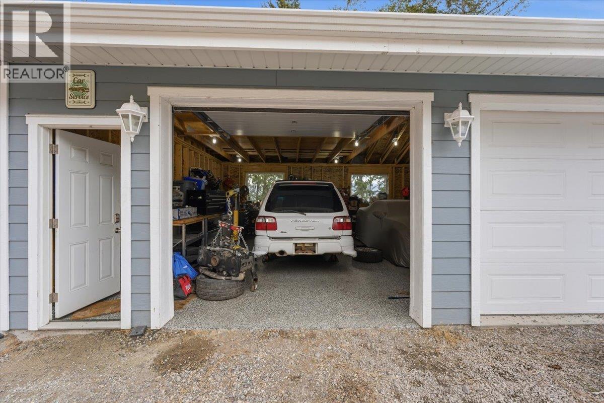309 Killarney Way, Vernon, British Columbia  V1H 2C5 - Photo 35 - 10378057