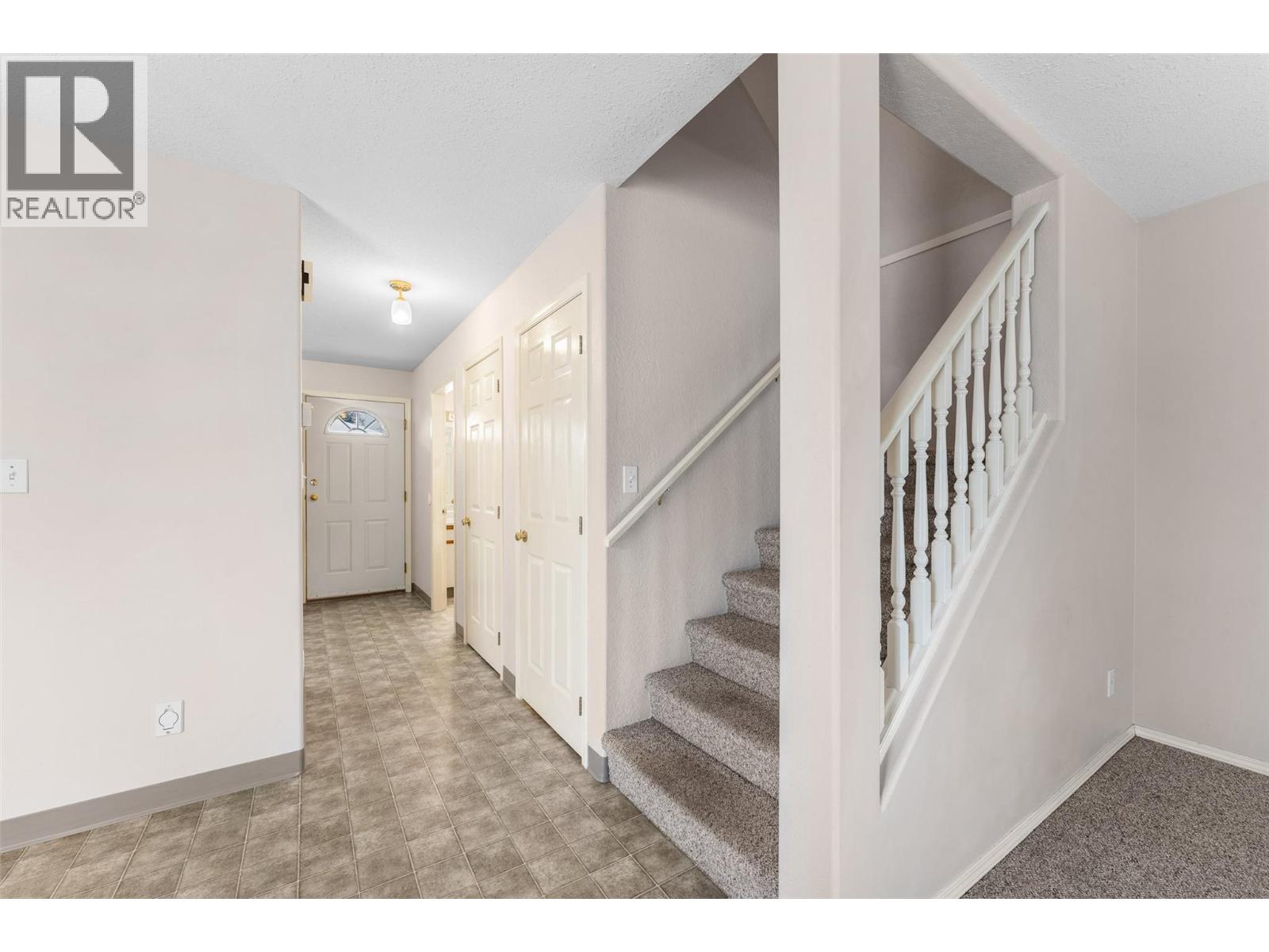 600 10 Street Sw Unit# 5, Salmon Arm, British Columbia  V1E 1J7 - Photo 11 - 10378020