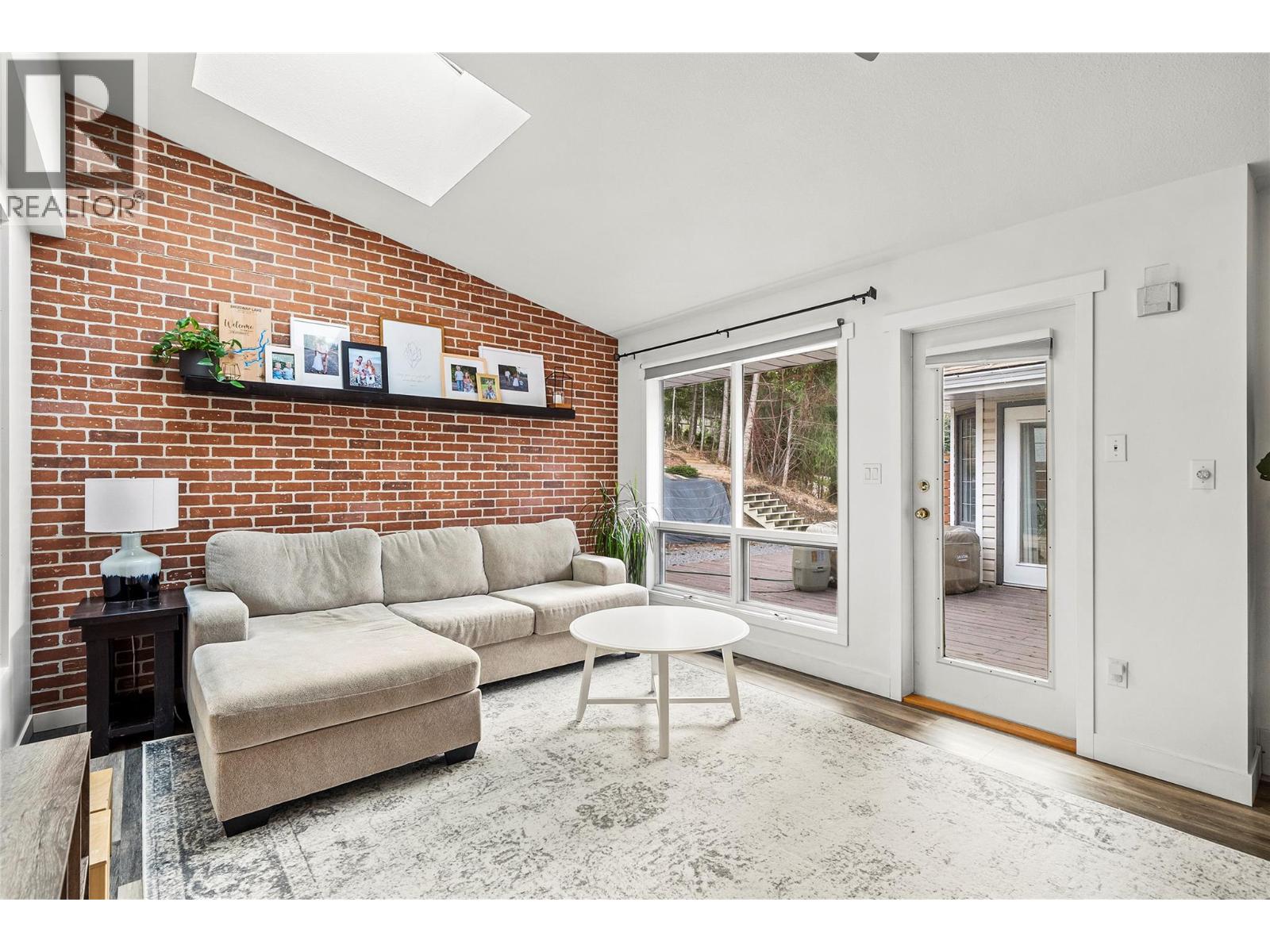 2620 Grand View Place, Blind Bay, British Columbia  V0E 1H2 - Photo 10 - 10378015